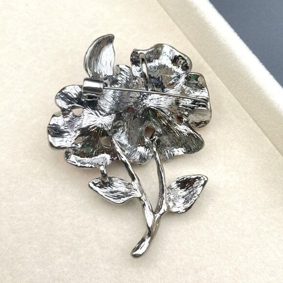 Gun Metal with Ruby Garnet Red and Emerald Crystal Pearl Flower Pin Back Brooch - Picture 7 of 8